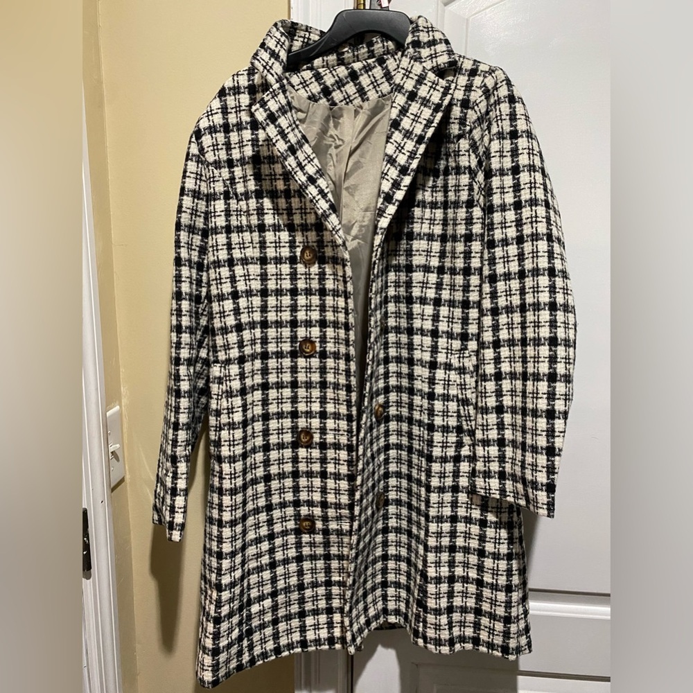 Aveloria Rosie Casual Double Breasted Plaid Overcoat-Large - Picture 4 of 8